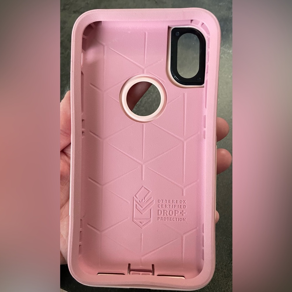 Otter box commuter series phone case for the iPhone XR